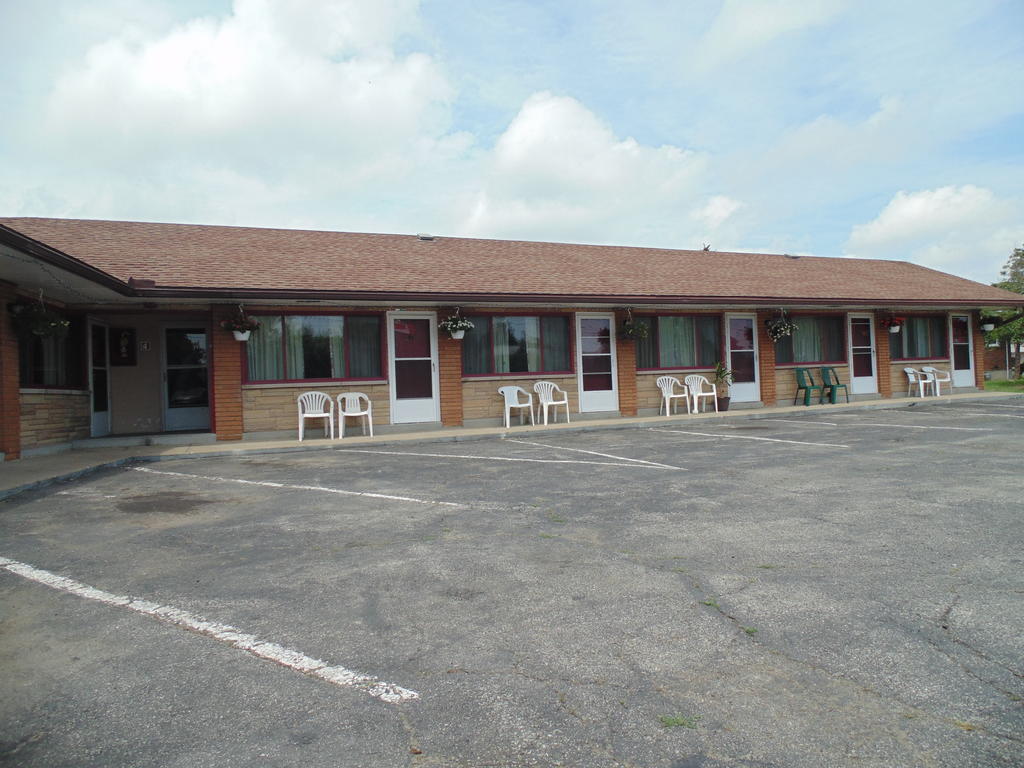 Capri Motel Port Colborne Kültér fotó