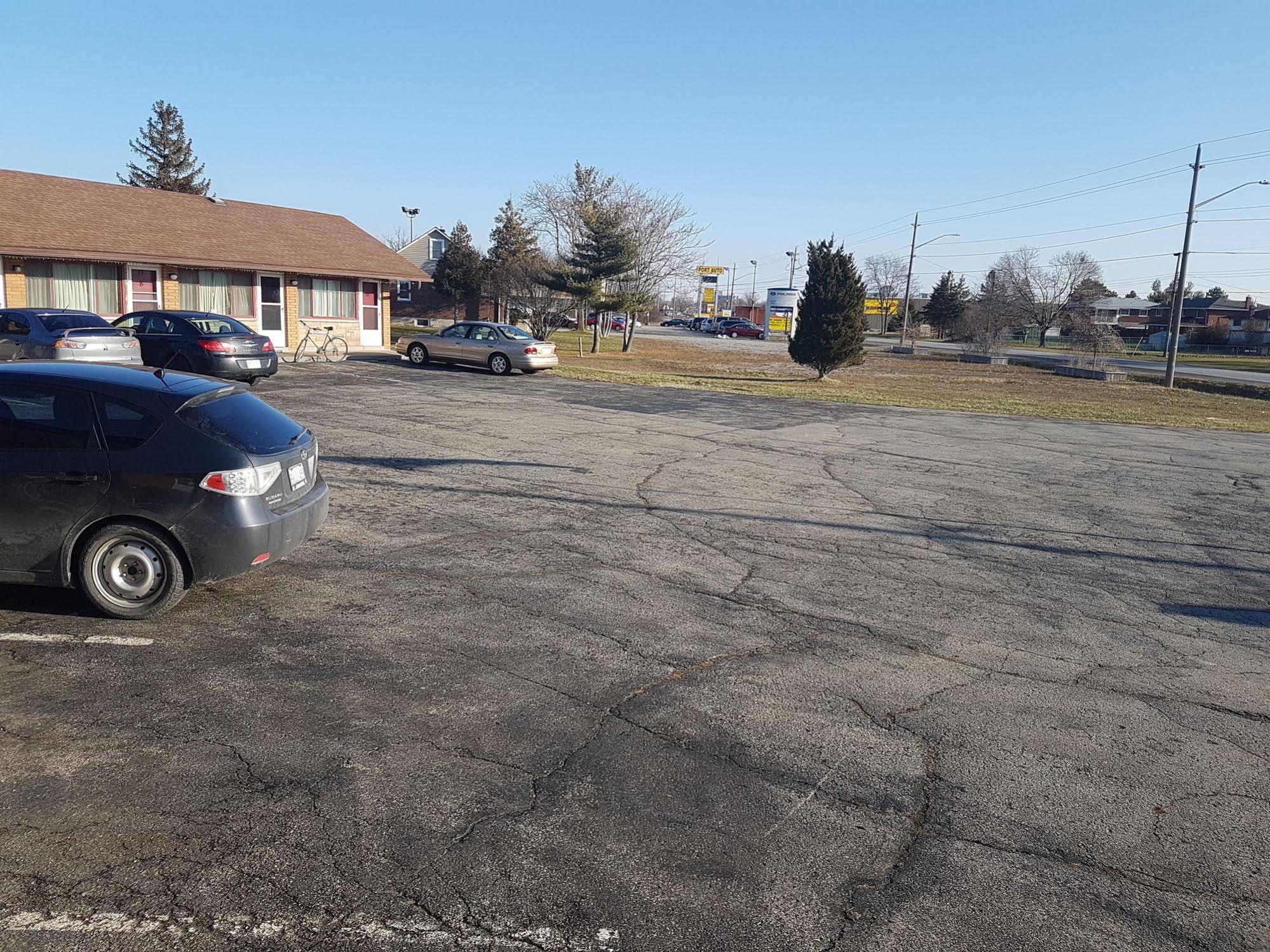 Capri Motel Port Colborne Kültér fotó