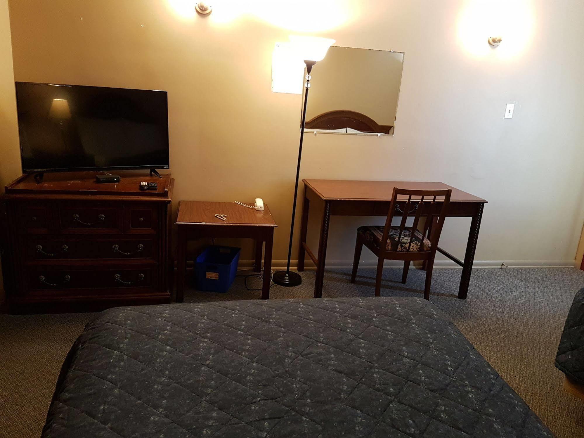 Capri Motel Port Colborne Kültér fotó